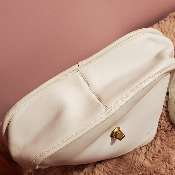 Vintage coach legacy  crossbody leather bag - Picture 7 of 10